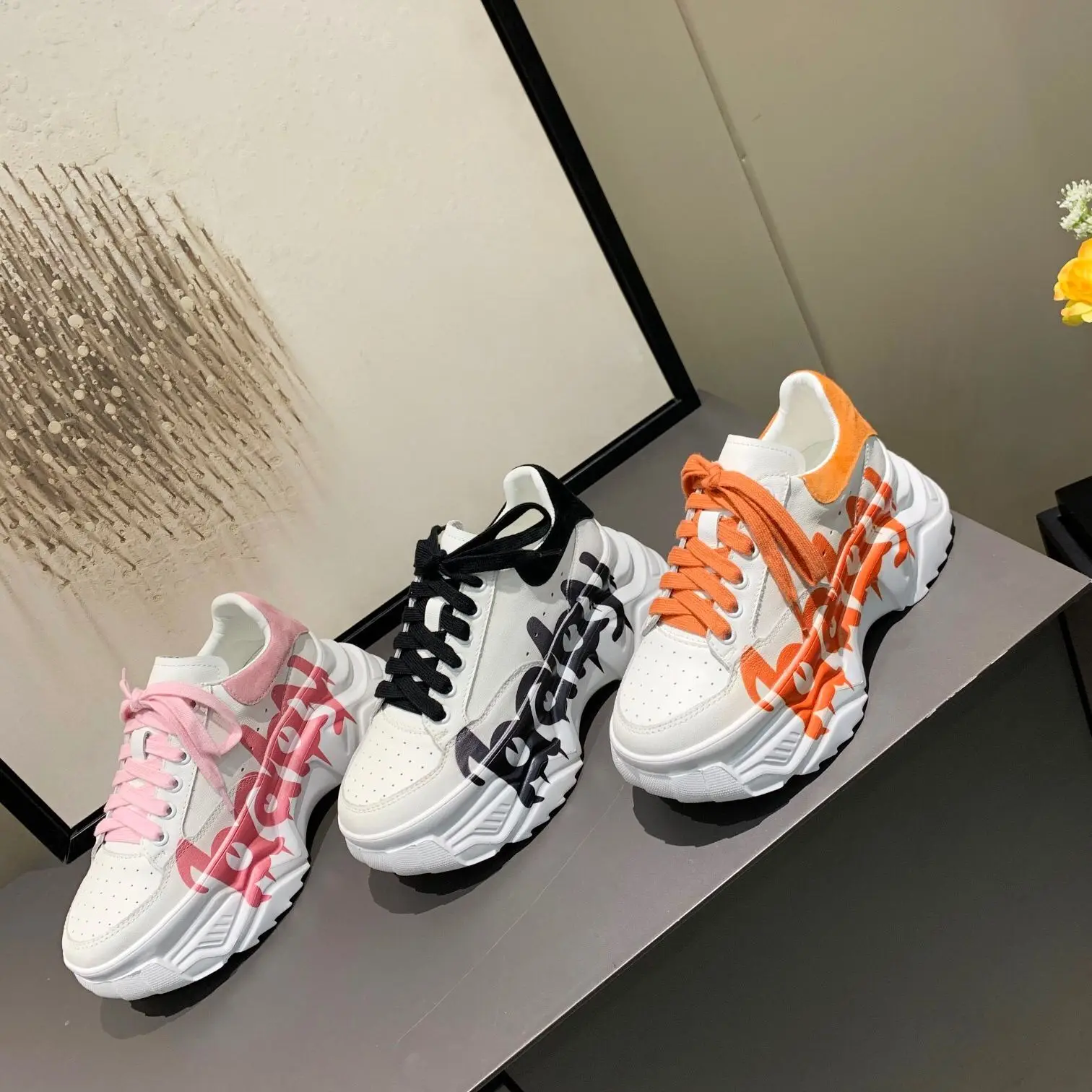 Kadınlar İçin tıknaz ayakkabı Sneakers Hakiki Deri platform ayakkabılar 2021 Moda Ins beyaz ayakkabı Mektup Yüksek Topuklu Kalın Tabanlı Bahar