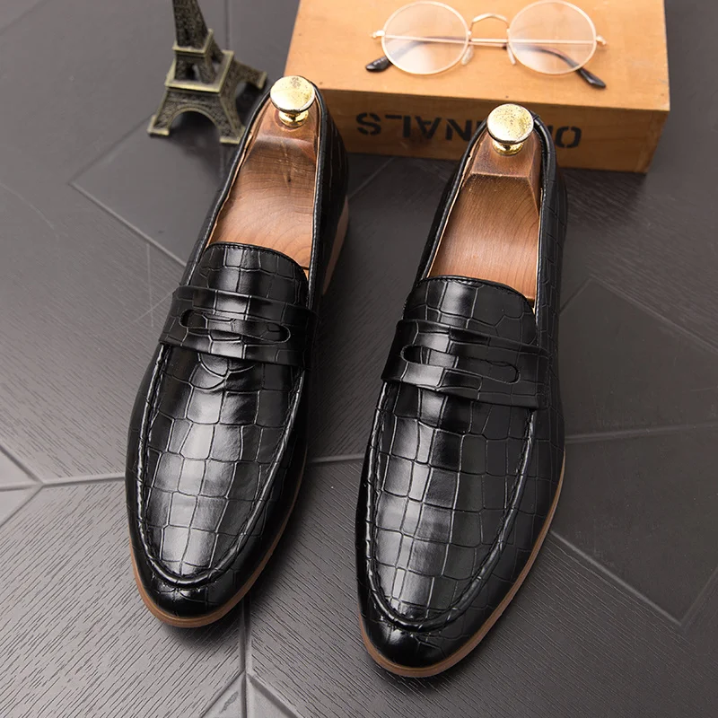 Vintage 2022 Erkek Ayakkabı Deri rahat ayakkabılar Klasik Kayma erkek resmi ayakkabı Marka Sivri Burun Oxford Resmi Elbise Bürosu Ayakkabı