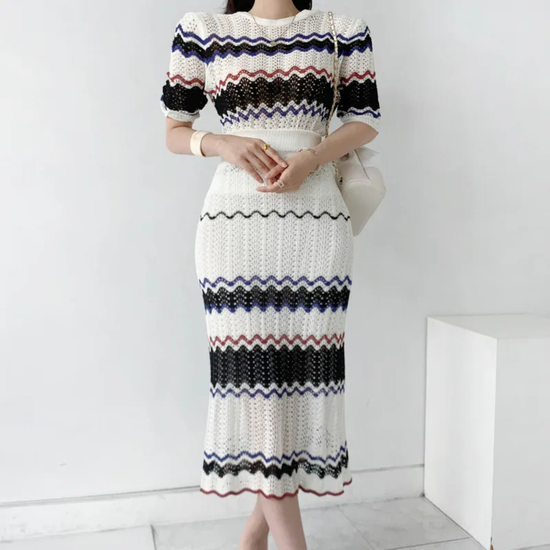 Yeni Yaz Bayan Kazak Örme Takım Elbise Kısa Kollu Kazak Örme Kazak Tops Moda Çizgili Hollow Uzun Etekler İki Parçalı Set