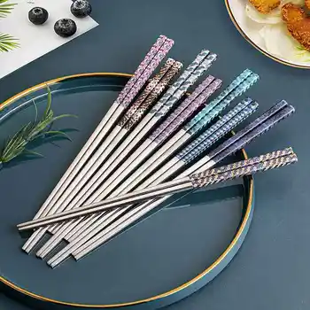 1 Çift Çubuklarını Kaymaz Çin Paslanmaz Çelik Yeniden Kullanılabilir Metal Çubuk Suşi Hashi yemek çubukları Sofra Mutfak