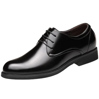 Artı Boyutu 38-45 dantel İlkbahar Yaz Resmi İş Elbise Ayakkabı Erkekler 2022 İyi ofis Ayakkabı Deri Siyah Kahverengi Delikli