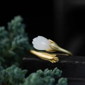 Doğal Hetian Beyaz Manolya Çiçek Açılış Ayarlanabilir Yüzük Çin Retro Benzersiz Antik Altın El Sanatları kadın Takı