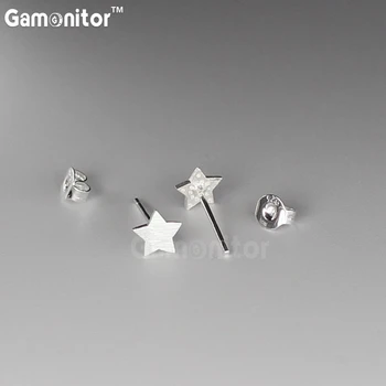 Moda Tasarım Gümüş Renk Sevimli Mini Gümüş Beş Noktalı Yıldız Saplama Küpe Çocuklar Kızlar Kadınlar İçin metal kulak tıkacı ile
