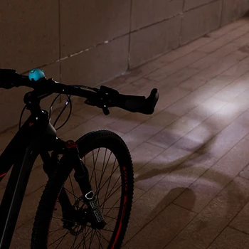 Çocuk bisikleti ön ışıkları 3 aydınlatma modları karikatür domuz gidon ışık USB şarj edilebilir su geçirmez aksesuarları çocuk bisikleti
