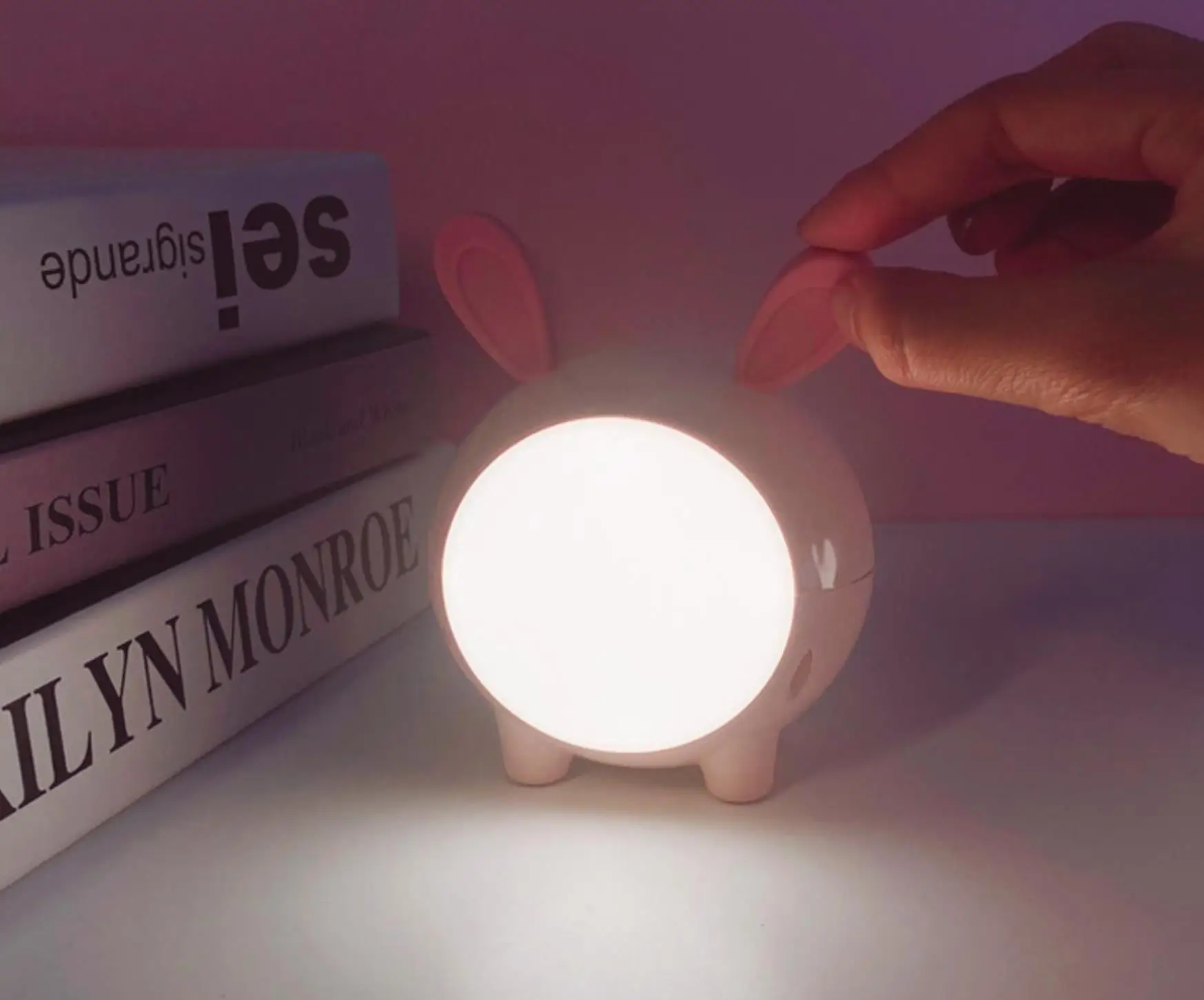 Şarj edilebilir LED gece lambası yaratıcı göz koruması yatak odası